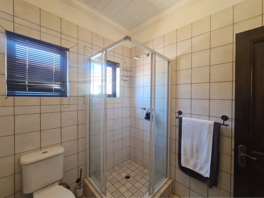 To Let 3 Bedroom Property for Rent in Estate D Afrique North West